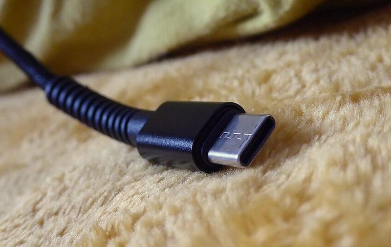 4-in-1 Multi Charging Cable