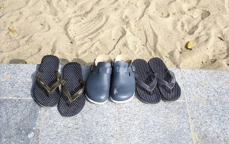 Nike Calm Slides