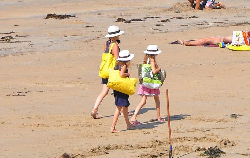 ZOORON Wide-Brim Sun Hat — UPF 50+