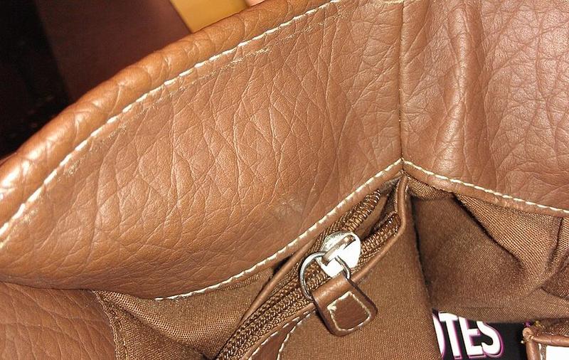 Wise Owl Leather Bifold Wallet