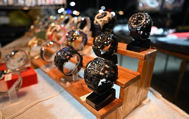 Invicta Bolt — 24217